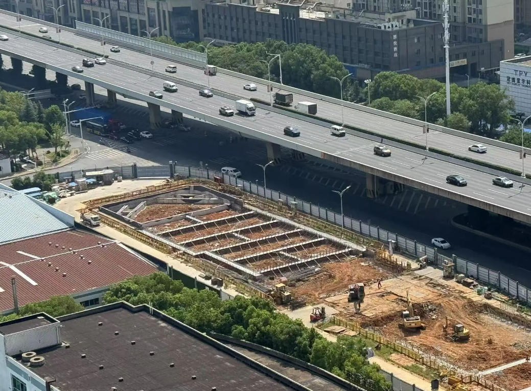 武汉经开区|3号线二期枫树一路站疯狂赶进度！
