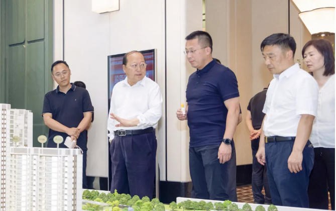 武汉经开区|刘子清赵永强调研全区房地产高质量发展工作