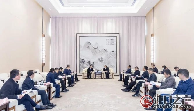 武汉经开区|刘子清与中交二公院党委书记、董事长杨忠胜座谈