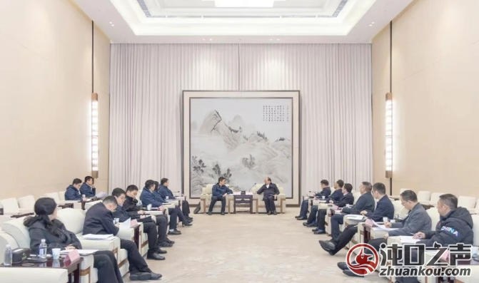 持续深化合作 武汉经开区全力支持奕派科技打造千亿企业